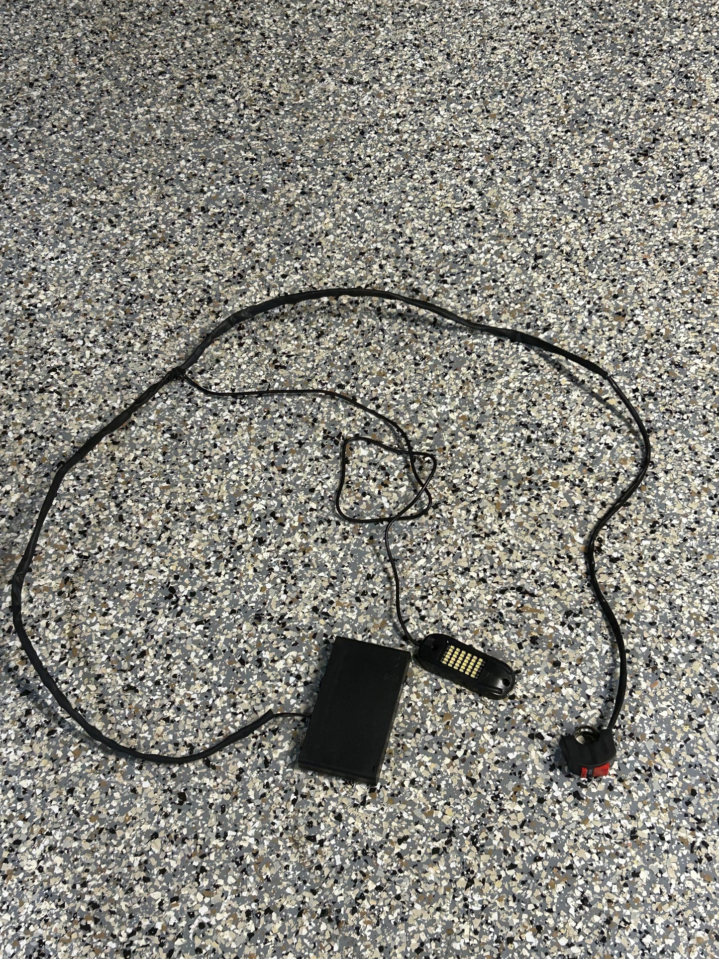 Battery powered rock light